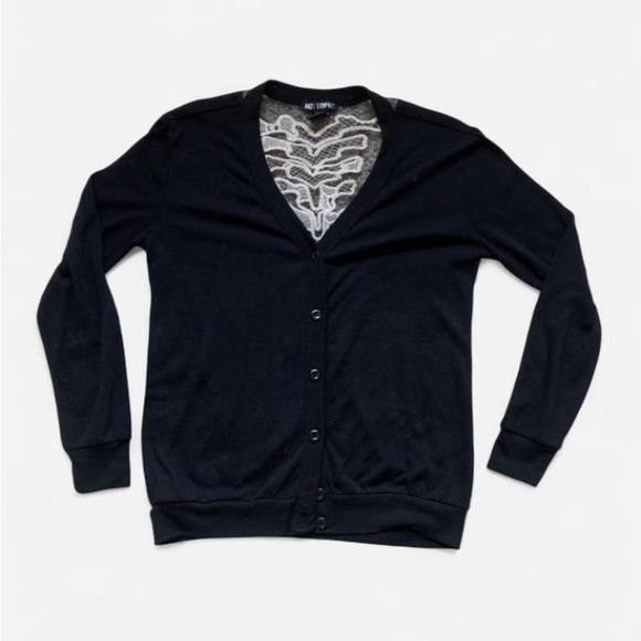 SOLD - Picture 4 of 6